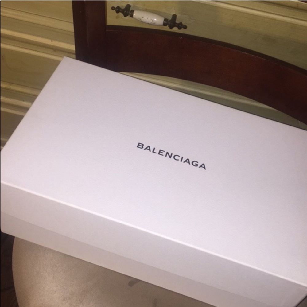 Balenciaga runners